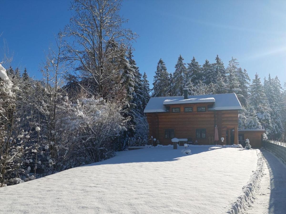 Ferienwohnungen Zwergenhäusl Grünau im Almtal Exterior foto